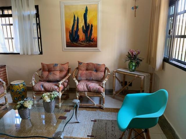 Lindo Sobrado Amarelo -Proximo A Praia Mongagua Ngoại thất bức ảnh